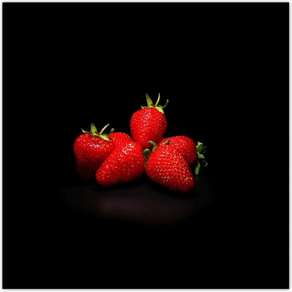 Poszterek 100x100 Eper fekete alapon