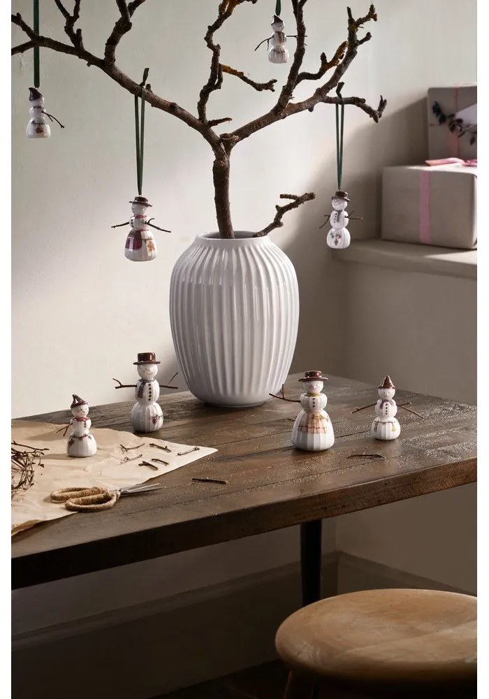 Porcelán karácsonyi figura (magasság 9 cm) Hammershøi Snowwife – Kähler Design