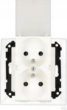 Kettős földelt dugalj IP44 védettséggel, matt fehér, Simon 55 TGZ2BMCZ.01/111A