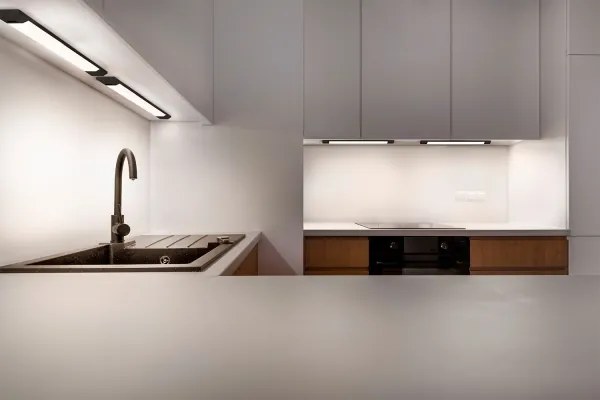 Osram - LED dimmelhető pult alatti világítótest érzékelővel LINEAR EDGE LED/8W/230V 50 cm fekete