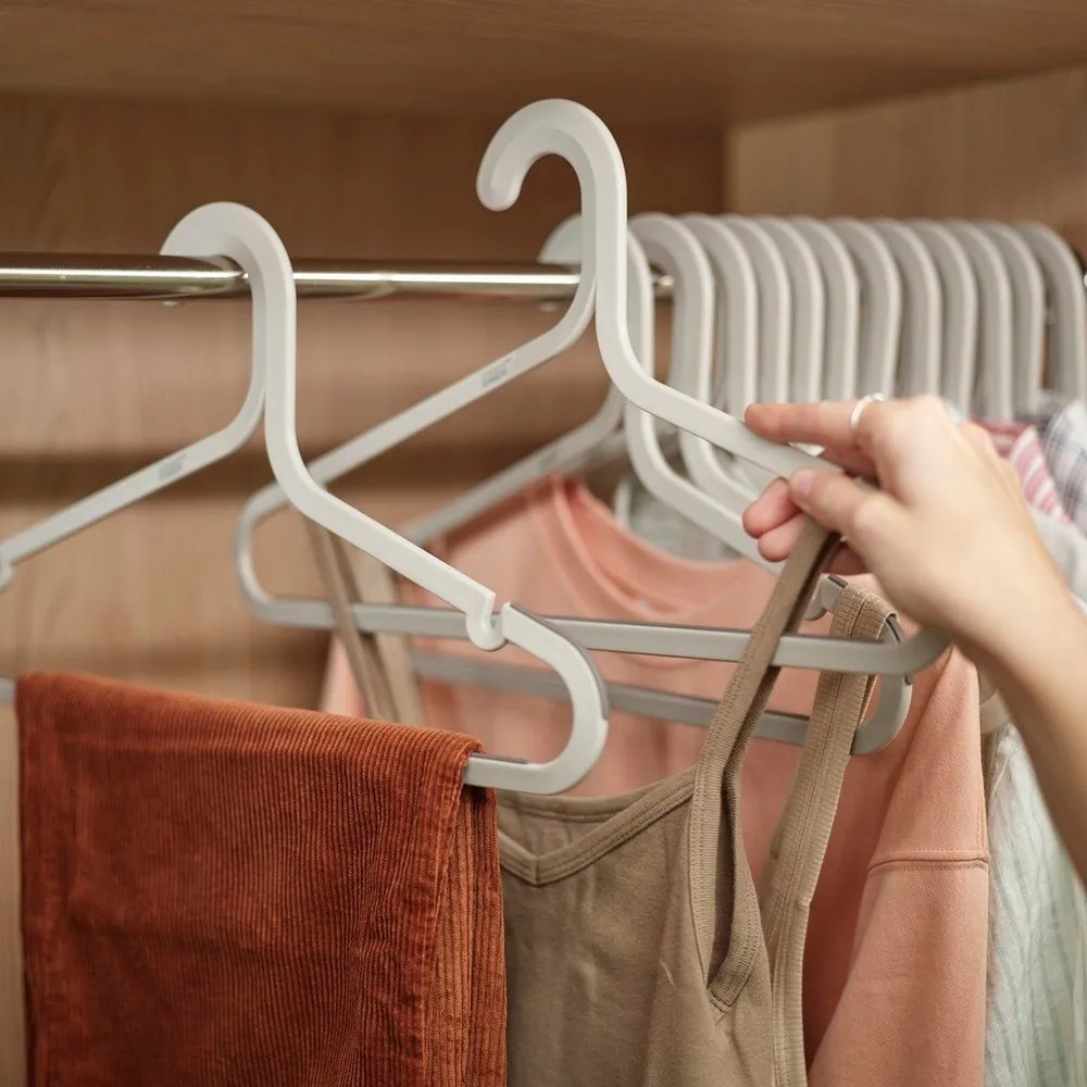 Műanyag vállfa szett 5 db-os Orderly – Joseph Joseph