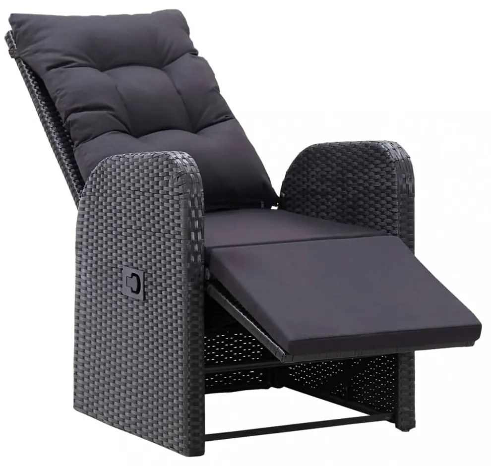 fekete dönthető háttámlás polyrattan kerti szék párnával