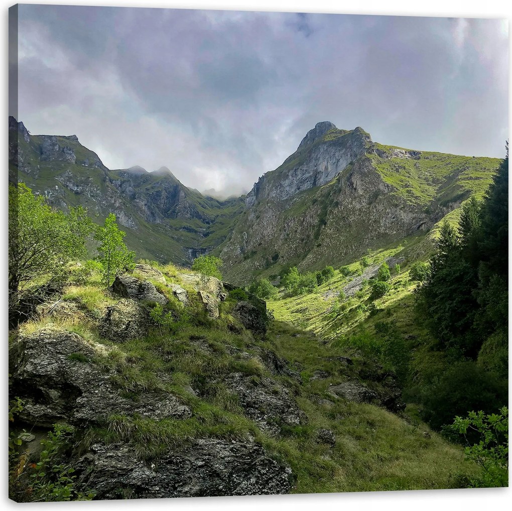 Vászonkép Természet Hegyek Rejtélyes hegyi táj 40x40 cm