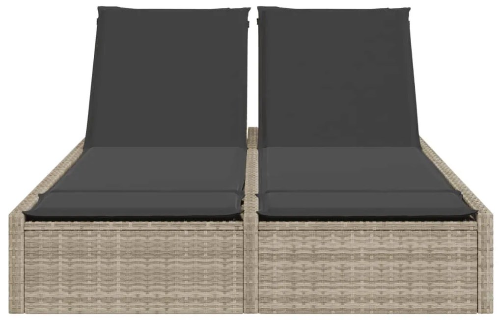 Világosszürke polyrattan dupla napozóágy párnával