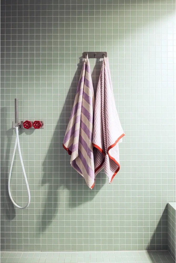 Levendula színű-krémszínű frottír pamut törölköző 50x80 cm Gobo – noo.ma