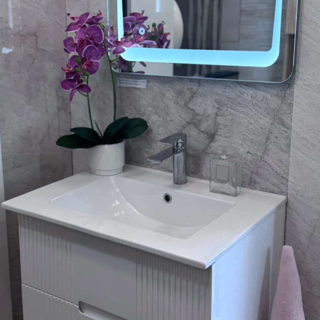 Lava beépíthető mosdó 52 x 46 cm