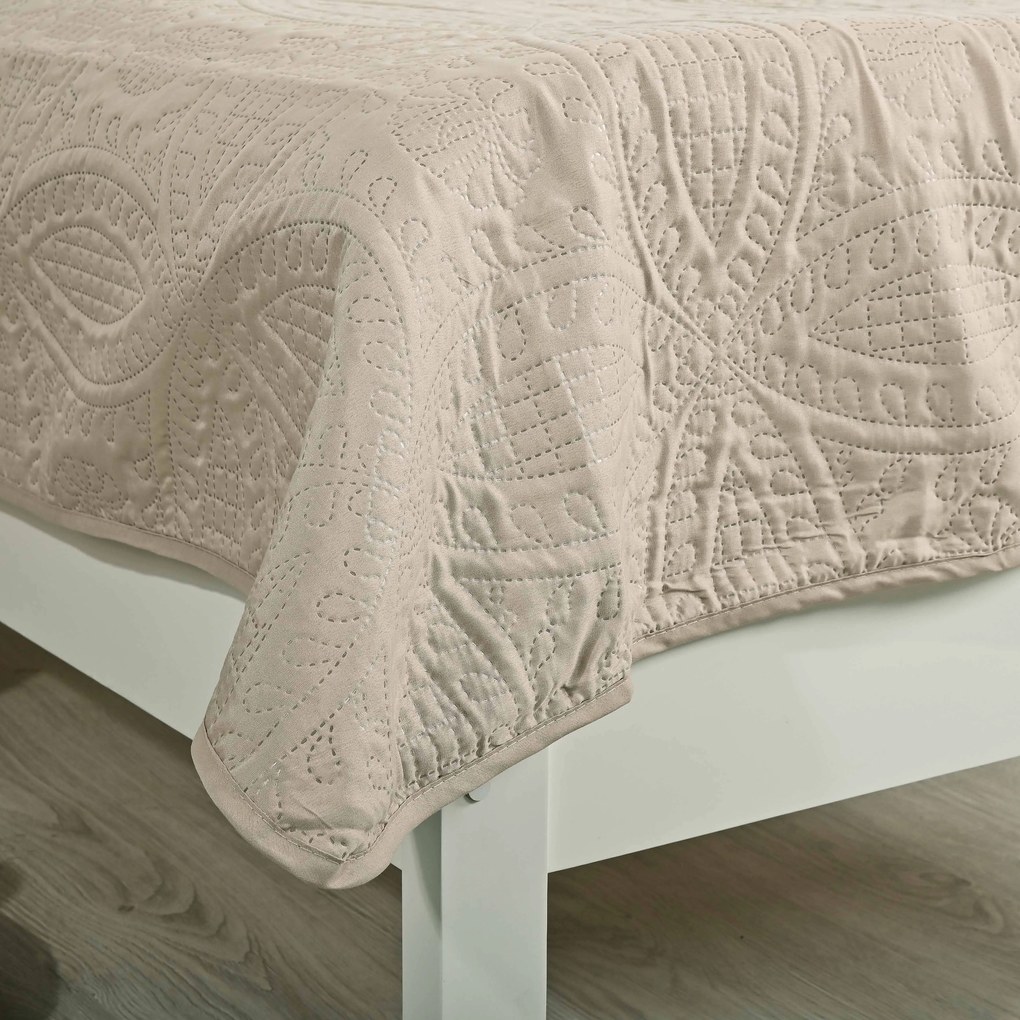 EMI Lace ágytakaró: 150x210 cm + 1x párna huzat 40x40 cm