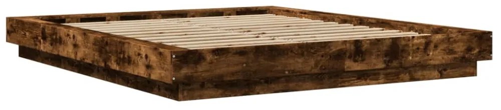 füstös tölgyszínű szerelt fa ágykeret LED-del 150x200 cm