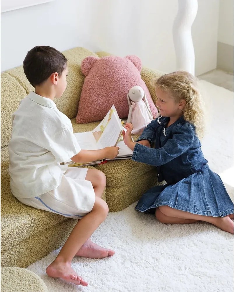 Rózsaszín buklé párna gyerek kanapéhoz Bear – Wigiwama