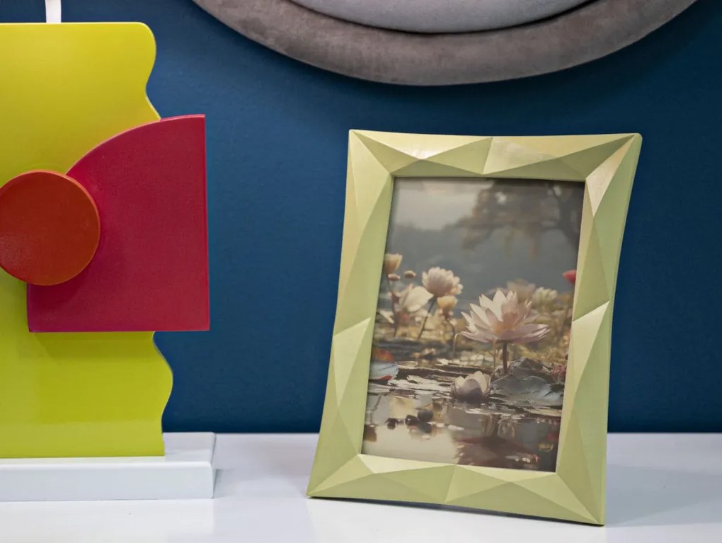 Zöld képkeret 21,5x2,5x25,8 (belső kép mérete 15x20)cm