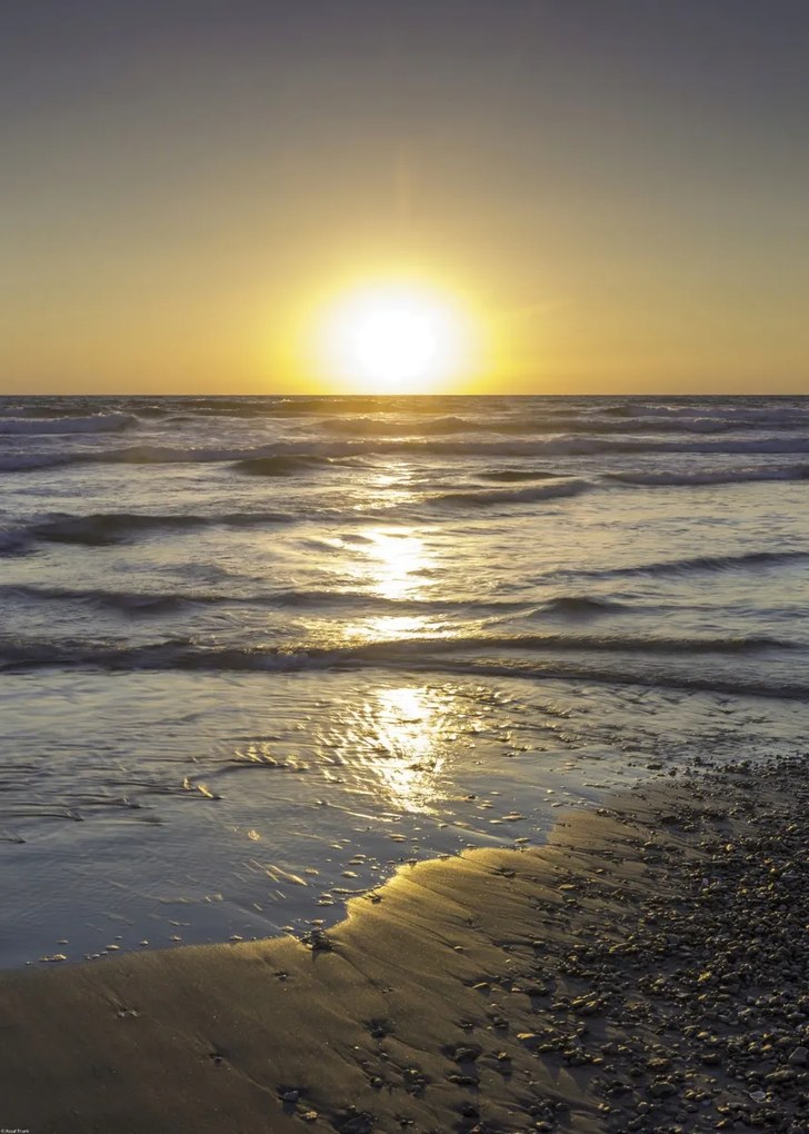 Poszter 50x70cm Csendes naplemente a tengerparton, Assaf Frank