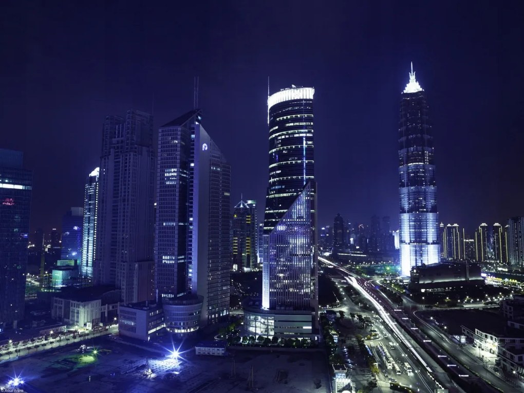 Poszter 40x30cm Kilátás az éjszakai felhőkarcolókra, Assaf Frank