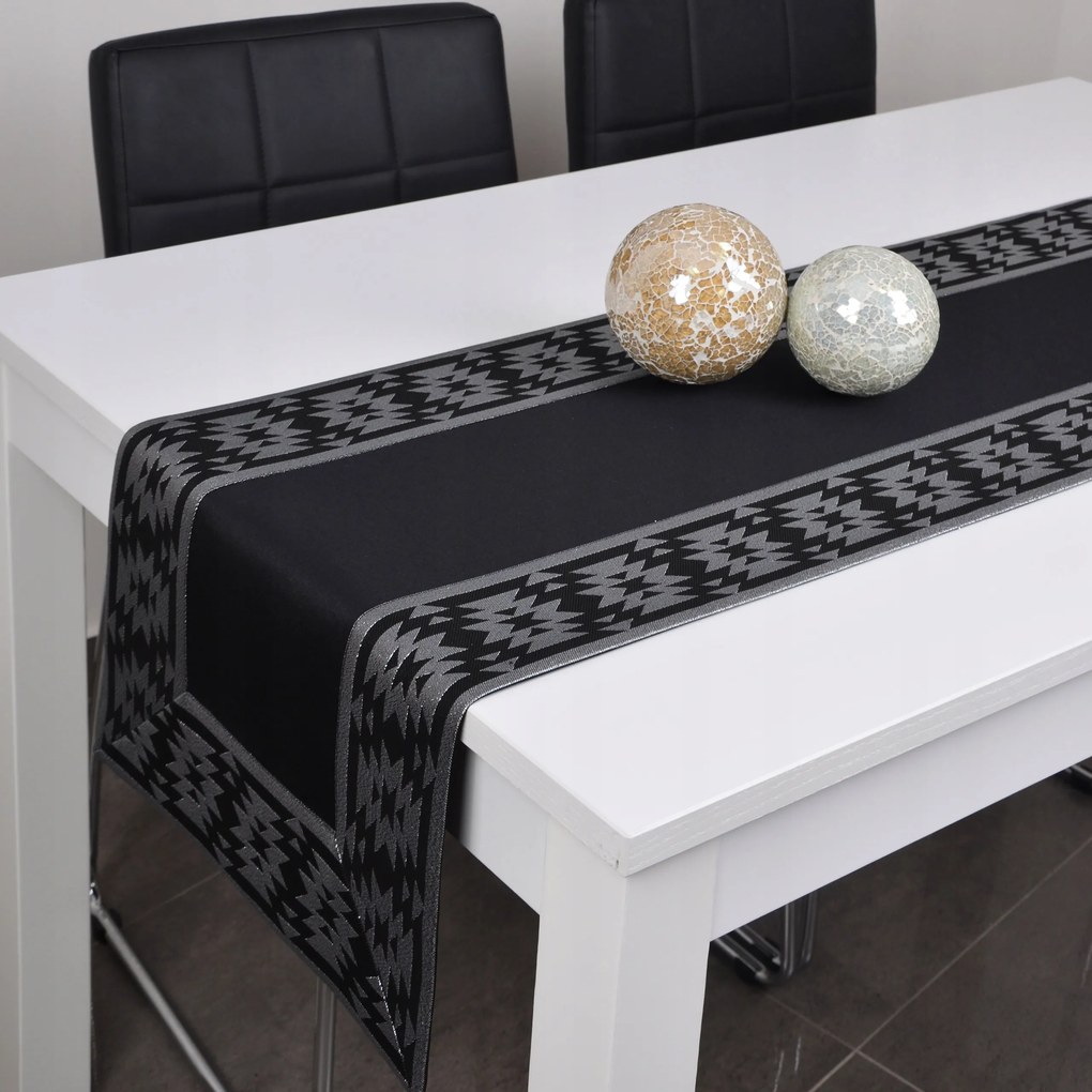 Foltálló futófelület Vega Lux 40x200 fekete-ezüst