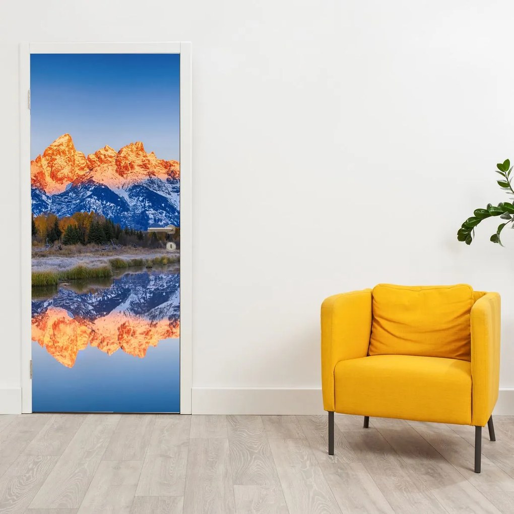 Fotótapéta ajtóra - Havas hegycsúcsok (95x205cm)