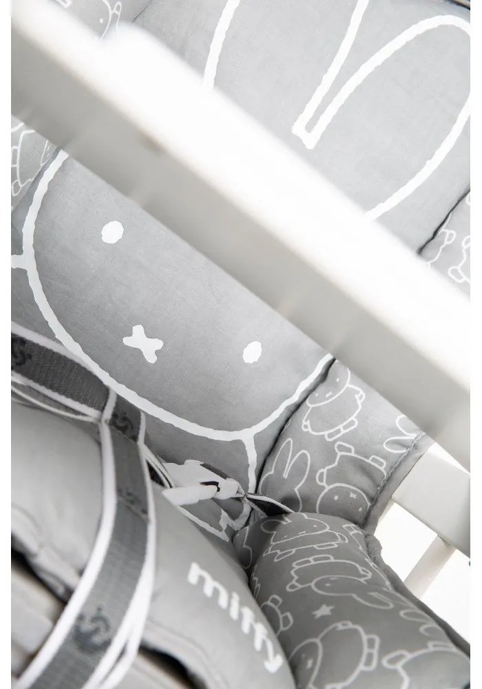 Szürke etetőszék huzat Miffy – Roba