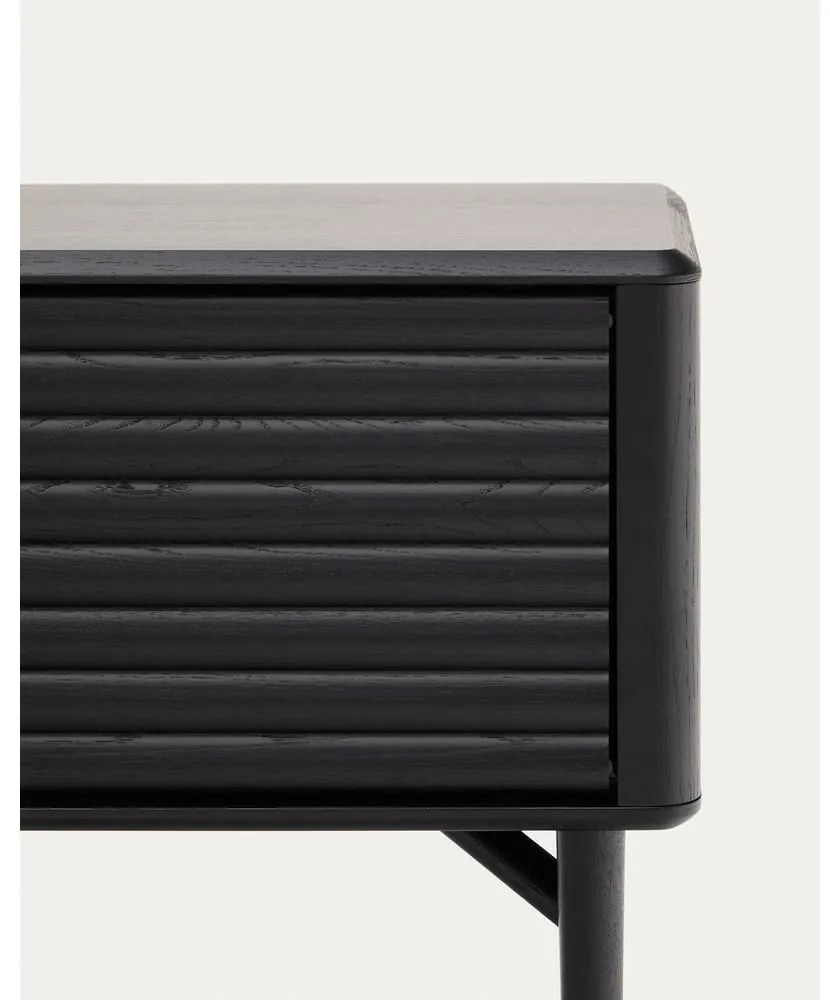 Fekete TV-állvány tölgyfa dekorral 200x57x35 cm Lenon – Kave Home