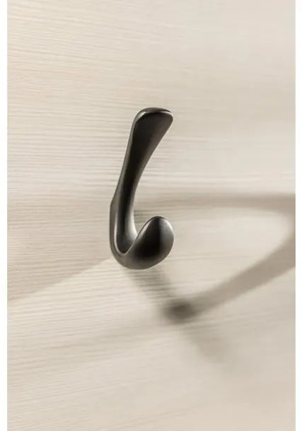 Fogas fém, Ora, fekete matt