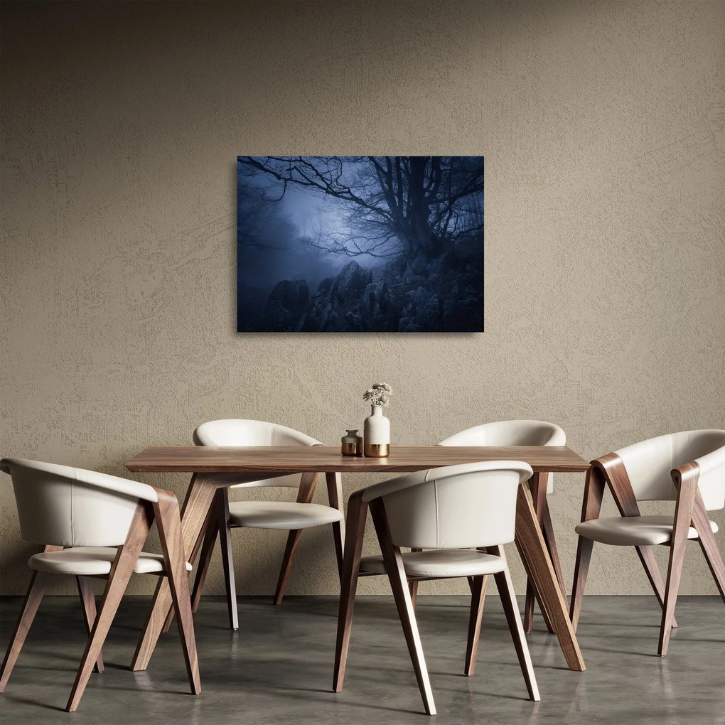 Egy sötét erdő képe (üvegen) (70x50 cm)