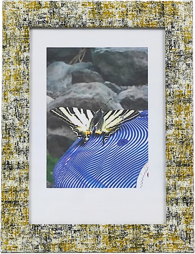 Pollo műanyag képkeret 15x21 cm. felakasztható, felállítható Sárga