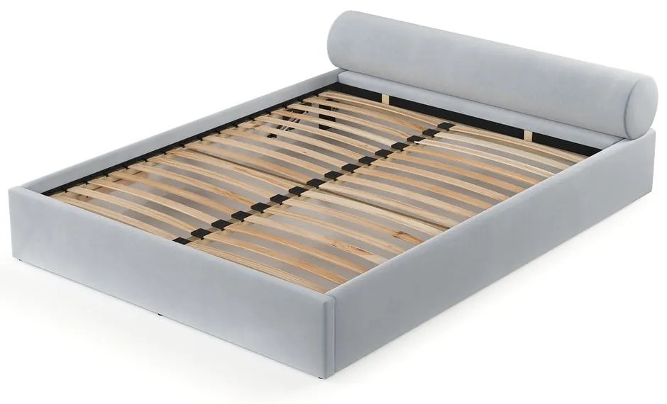 Világosszürke kárpitozott ágyneműtartós franciaágy ágyráccsal 200x200 cm Solvo – Maison de Rêve