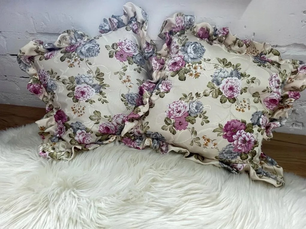 Dekoratív párnahuzat 40x40,fodros,rózsaszín bazsarózsa