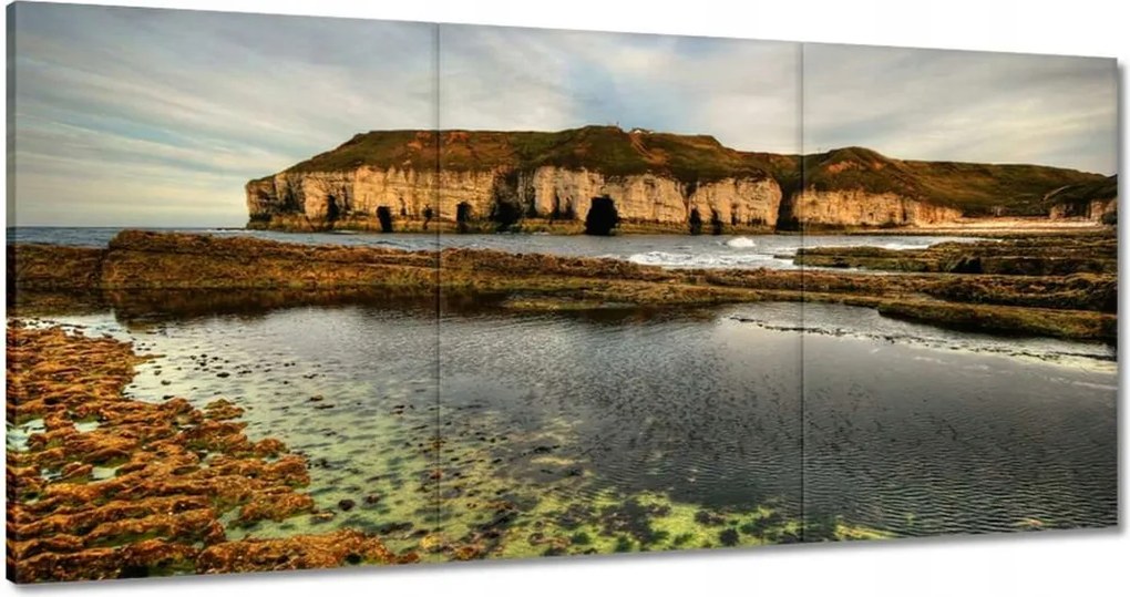 Vászonkép 180x90 Felhők a sziklák felett