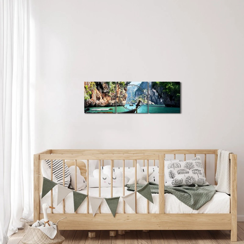 Kép - Víz mediterrán táj csónakkal (órával) (90x30 cm)