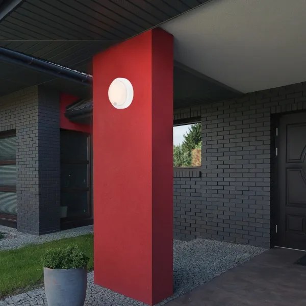 Brilo - LED újratölthető kültéri fali lámpa érzékelővel LED/4W/5V 4400 mAh IP44 fehér