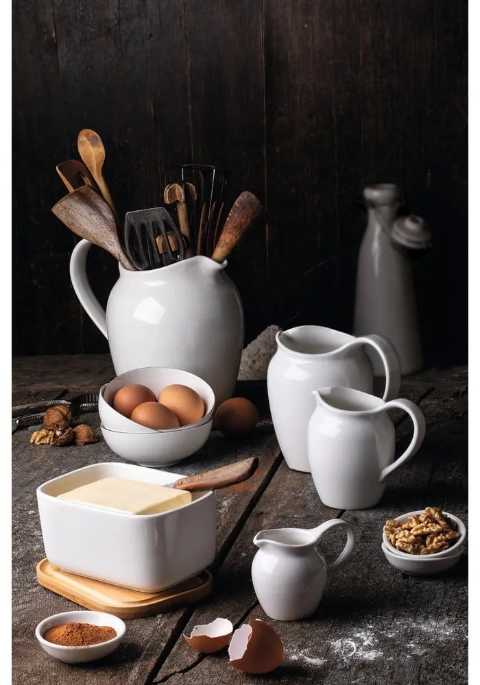 Basic fehér porcelán vajtartó fa fedéllel - Maxwell &amp; Williams