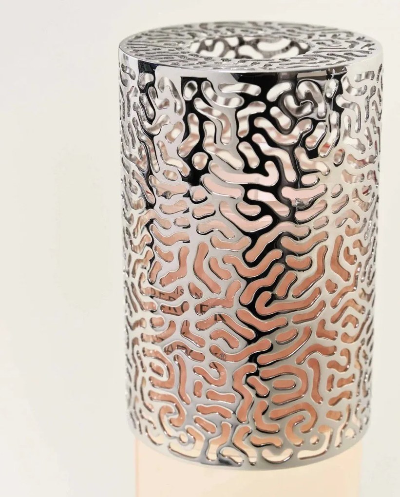 Starck gyertyatartó + gyertya Peau de Soie/Selyem arc 120g rózsaszín - Maison Berger Paris
