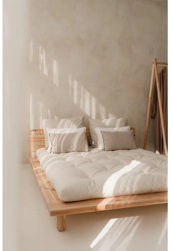 Borovi fenyő franciaágy ágyráccsal 160x200 cm Peek – Karup Design