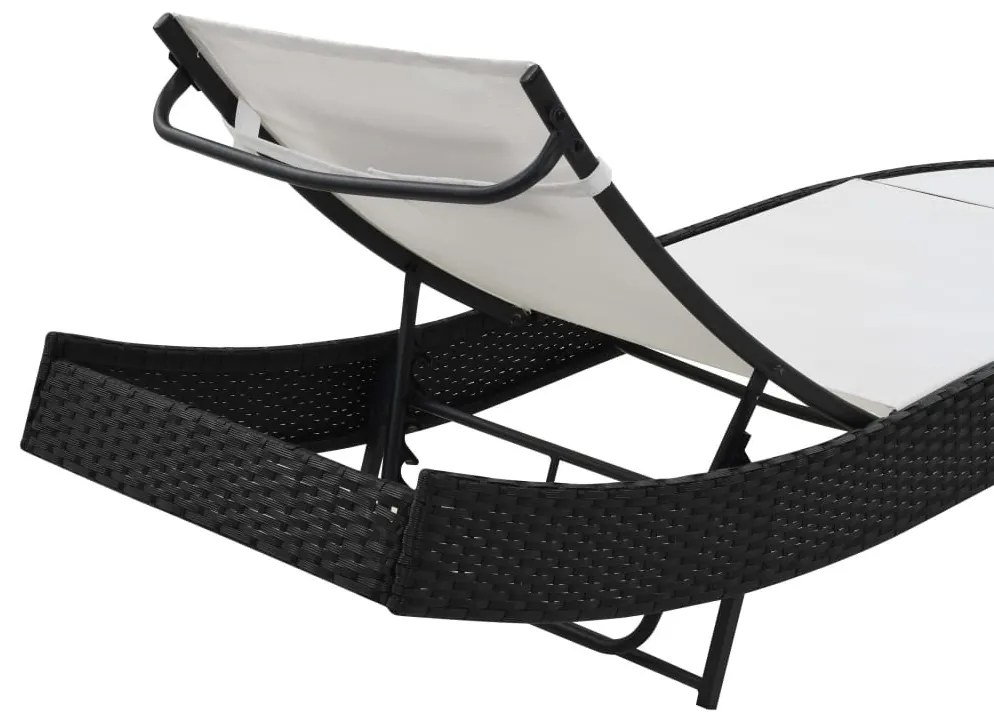 Fekete polyrattan napozóágy párnával