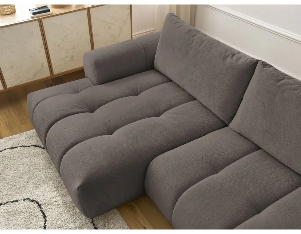 Szürkésbarna kinyitható-tárolóhelyes sarokkanapé (bal oldali-heverő résszel) Fuji – Bobochic Paris