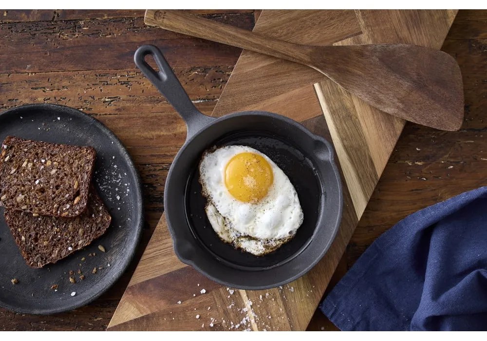 Öntöttvas serpenyő ø 14 cm – Holm