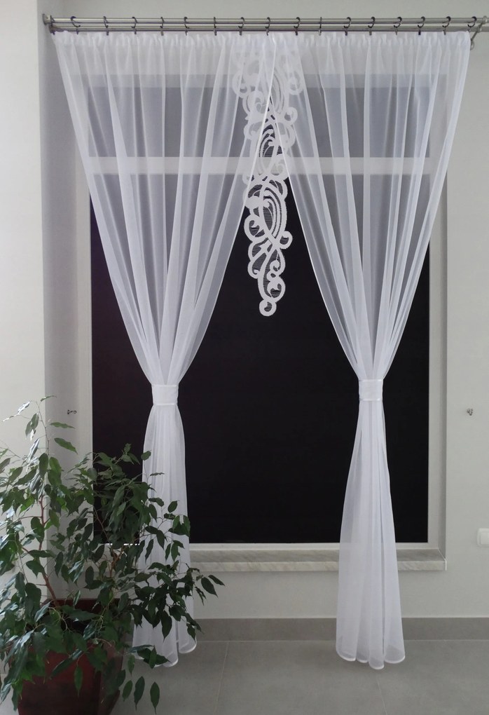 Mg Kpl Függöny Fátyol csengő 300x250 Áttört Astor