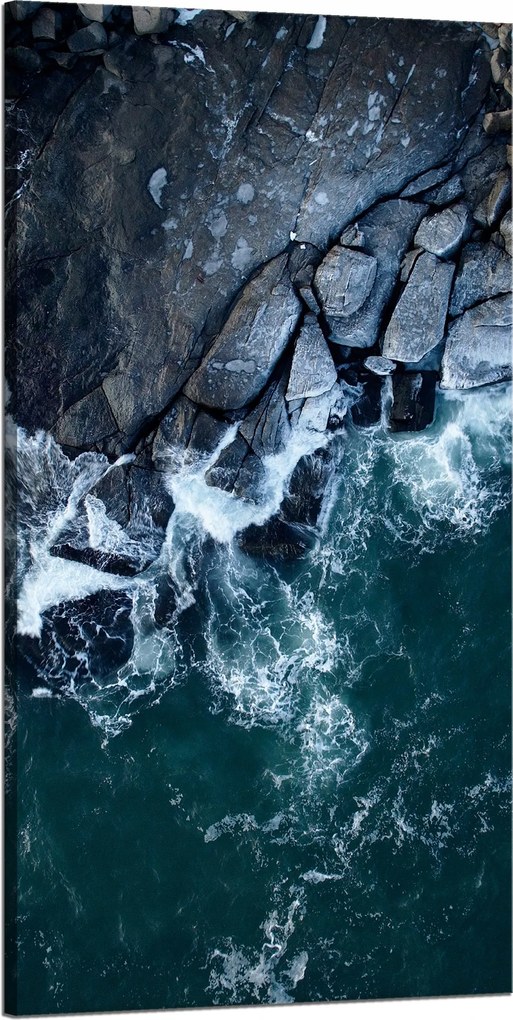 Vászonkép Természet Hullámok Tenger Sziklás Tengerpart Kék Víz 60x120