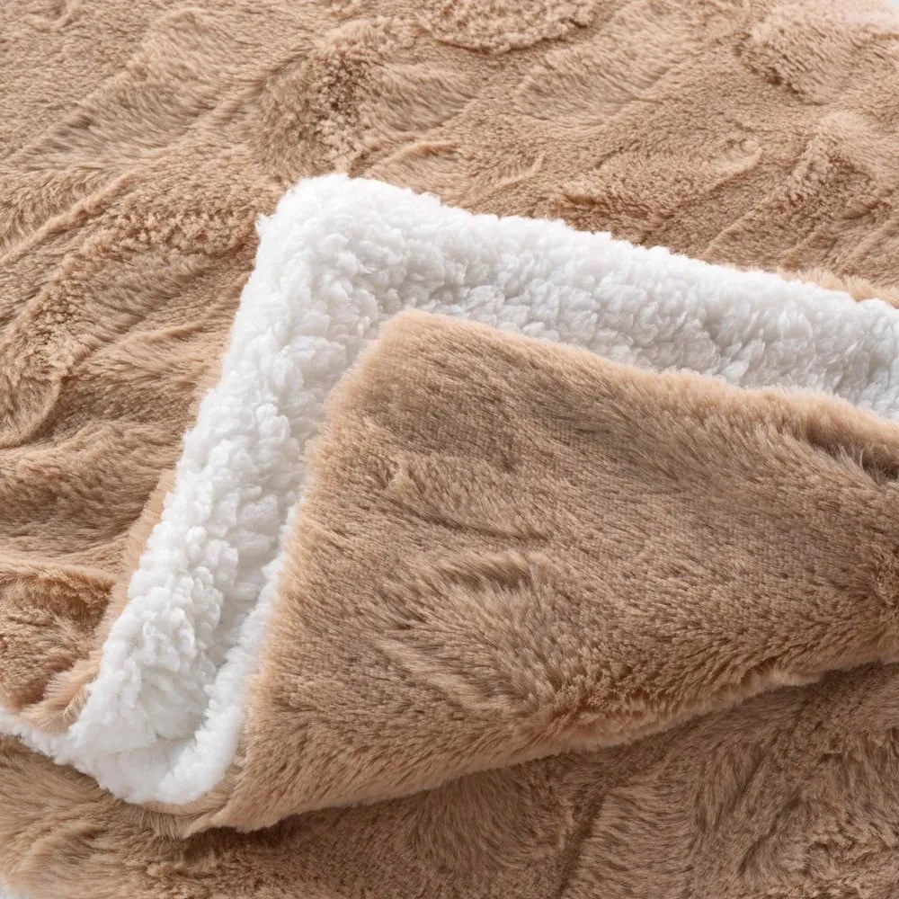 Világosbarna mikroplüss takaró 180x220 cm Foxy – douceur d'intérieur