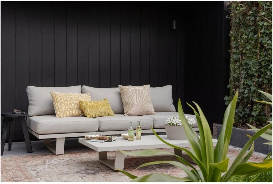 Szürkésbézs kárpitozott kerti kanapé Bear – WOOOD