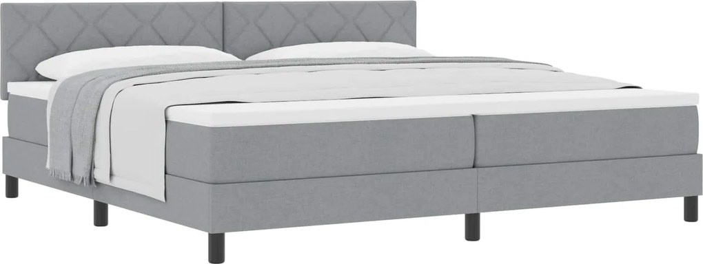 vidaXL Boxrugós ágy matracmal Világosszürke 200 x 200 cm szövet