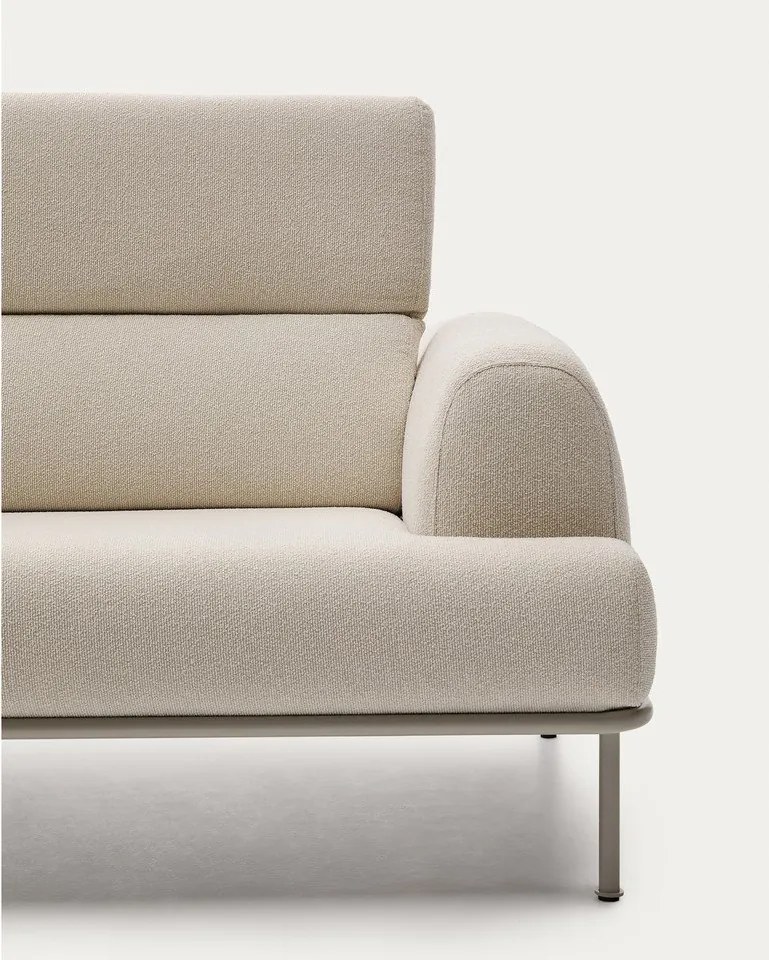 Bézs zsenília kanapé 234 cm Aurum – Kave Home