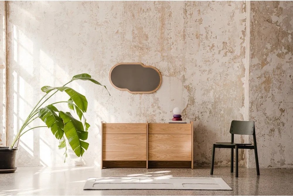 Natúr színű komód tölgyfa dekorral 146x76x51 cm Hido – noo.ma