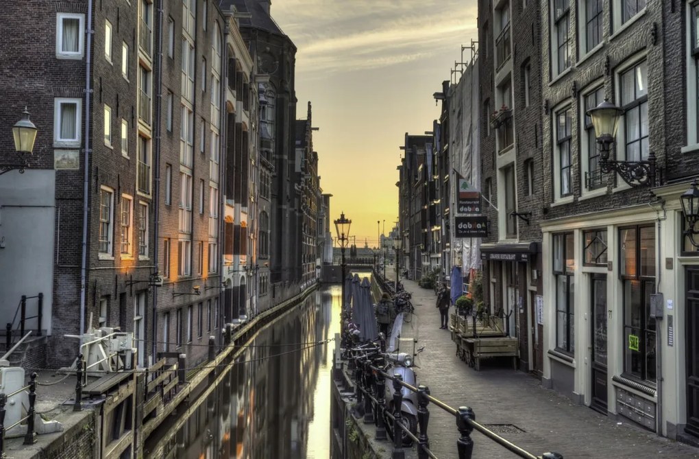 Poszter 91,5x60cm Csatorna Amszterdam városon keresztül 6, Assaf Frank