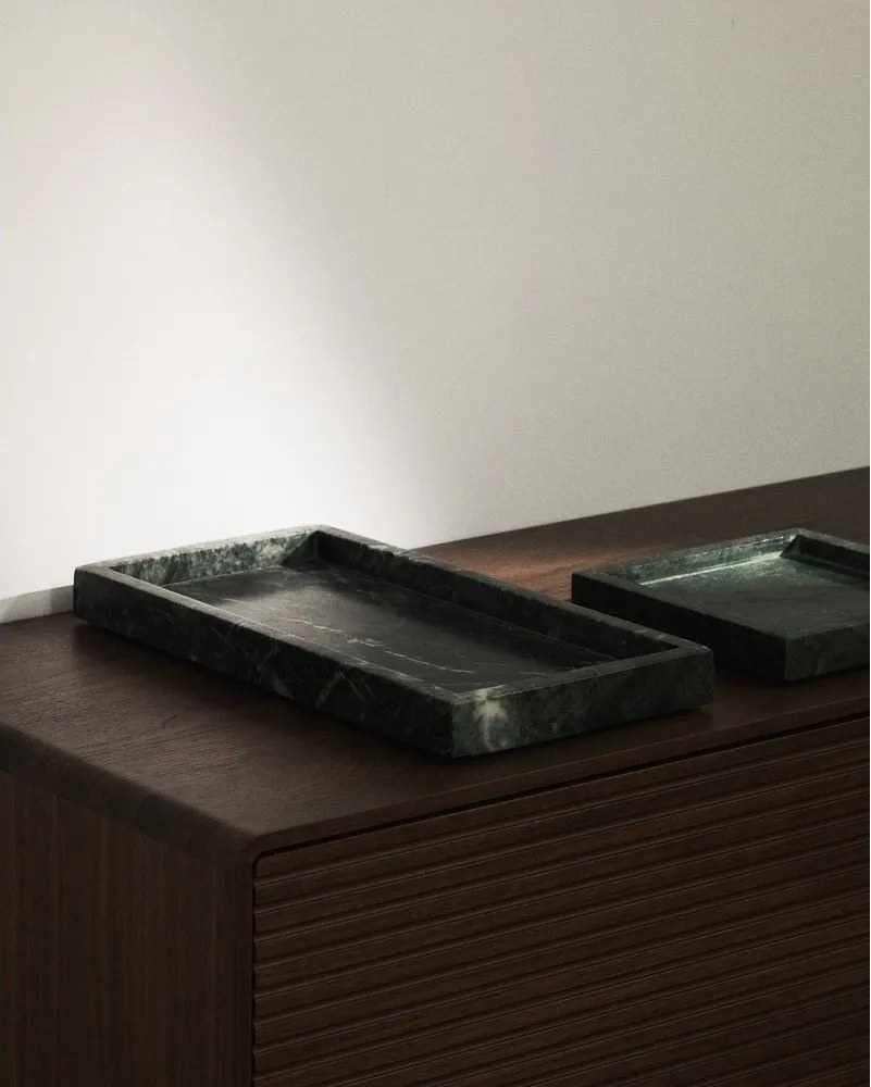 Márvány dekoratív tálca 18x18 cm Serela – Kave Home