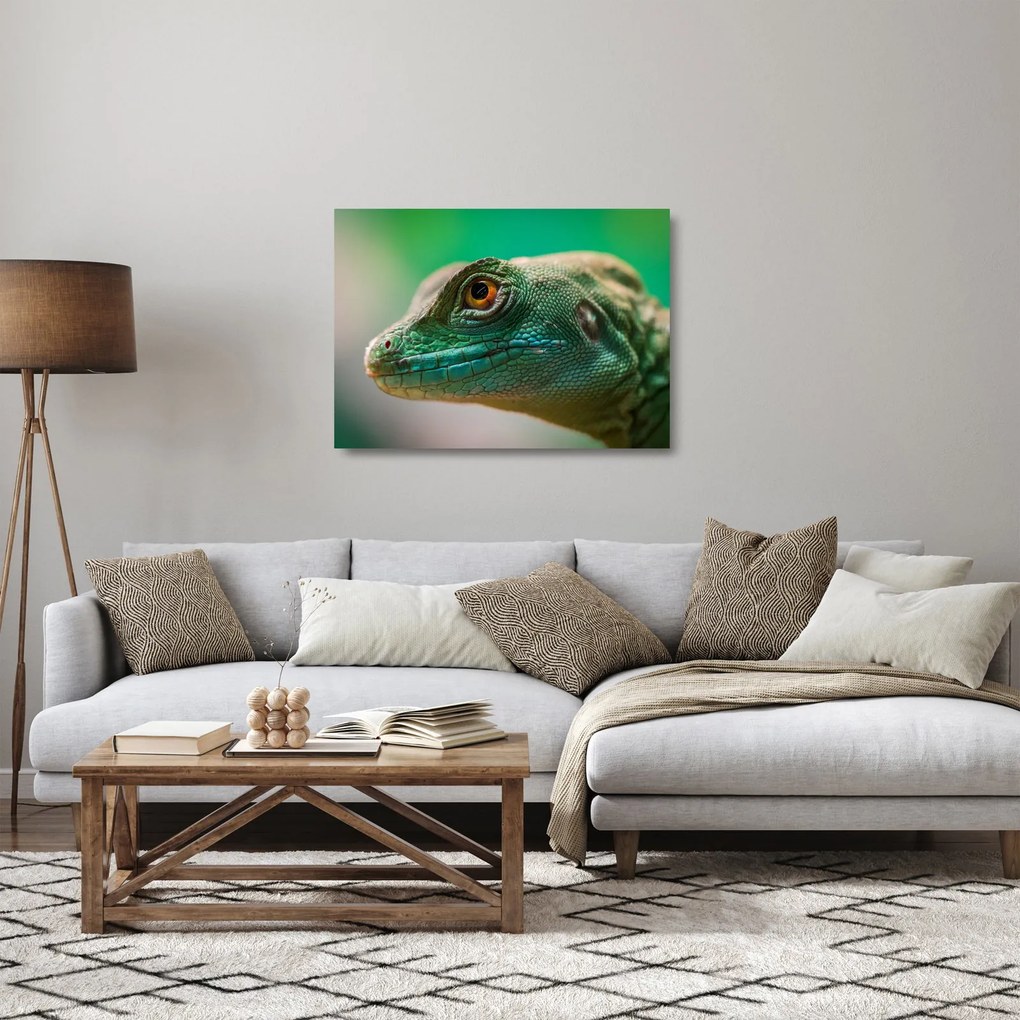 Részletes kép a gyíkról (üvegen) (70x50 cm)