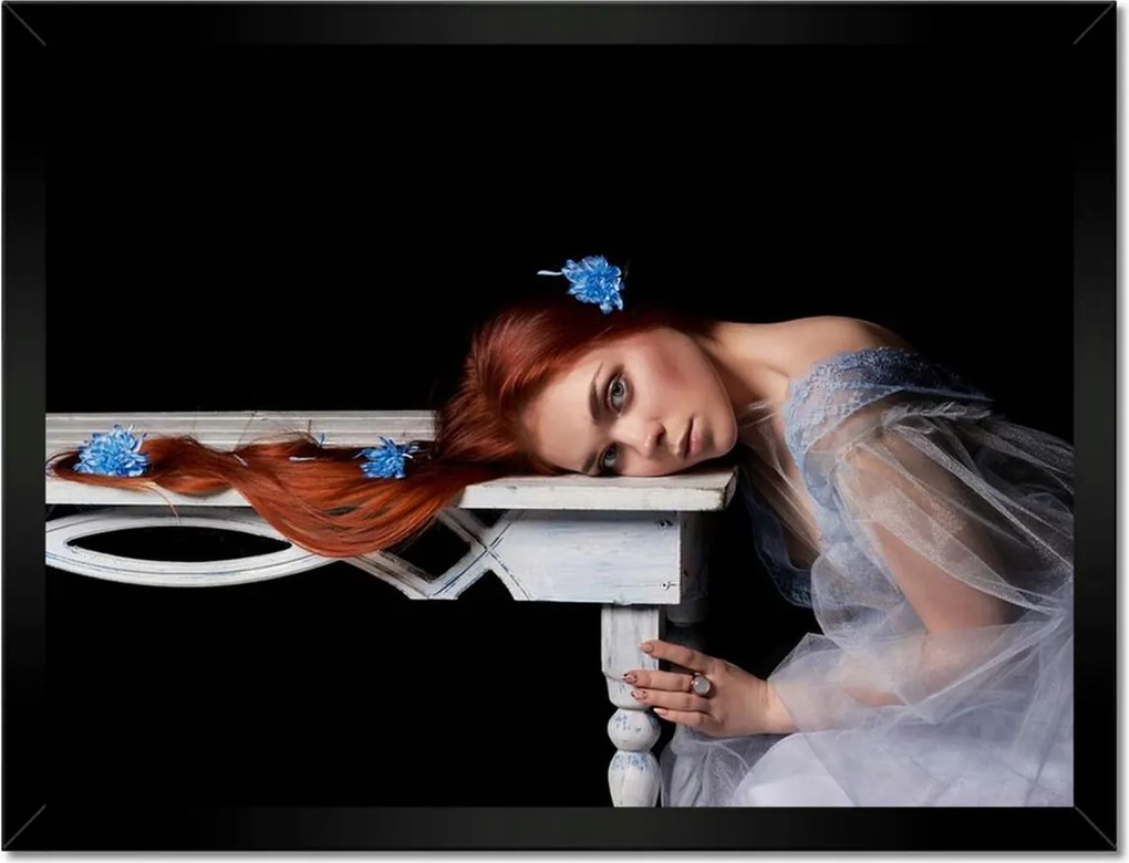 Poszterek keretben 40x30 Szűz hosszú hajjal