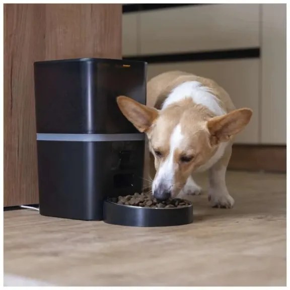 Automata etető mikrofonnal és kamerával 6l/5V/4xAA Wi-Fi