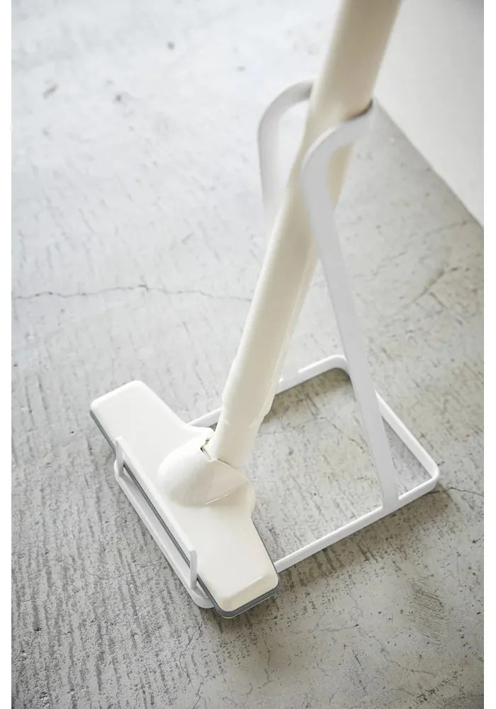 Porszívó tartó Tower – YAMAZAKI