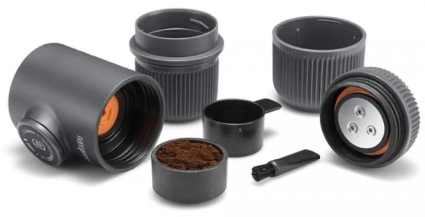Hordozható Wacaco Nanopresso kávégép (fekete) + puha tok
