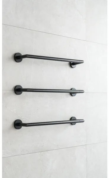 P.M.H. IN1B-L - Elektromos törölközőszárító INGA 17W/230V 85,9cm IP44 balos/fekete