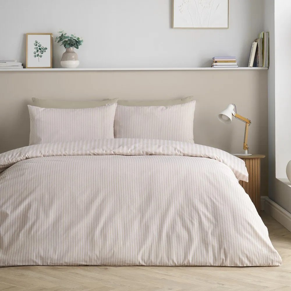 Bézs kétszemélyes háromrészes ágyneműhuzat 200x200 cm Epping Textured Stripe – Catherine Lansfield